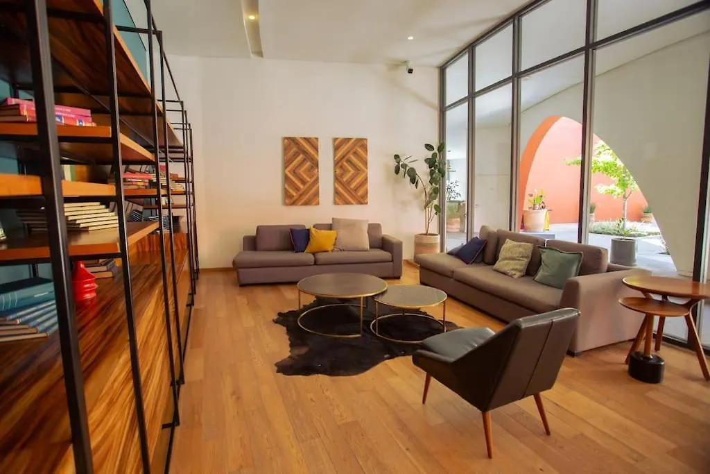 Spacious 3 Bedroom Apartment With Cool Amenities Guadalajara 0*,