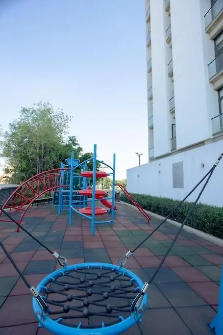 Spacious 3 Bedroom Apartment With Cool Amenities Guadalajara