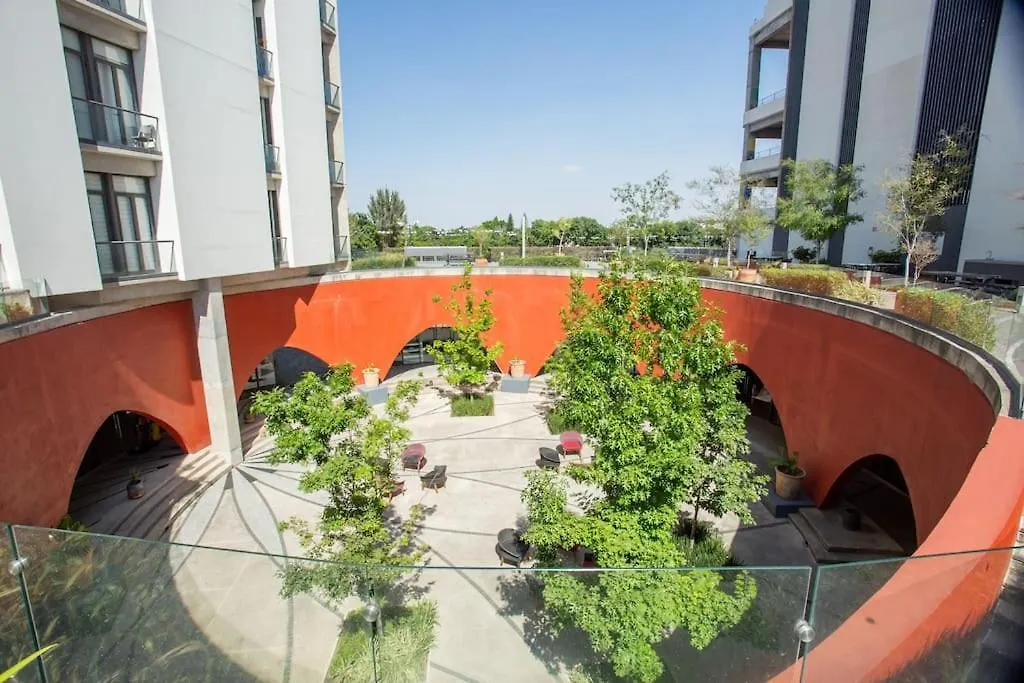Spacious 3 Bedroom Apartment With Cool Amenities Guadalajara